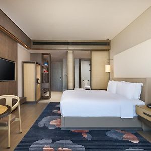 Classic Upper Floors King Room
